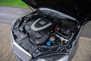 Bild 21/25 von Mercedes-Benz E 500 (2010)