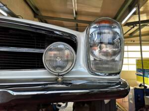 Image 6/8 of Mercedes-Benz 230 SL (1964)