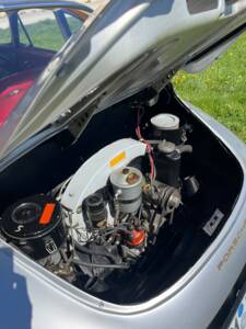 Image 51/63 of Porsche 356 C 1600 (1964)