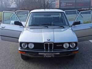Image 5/8 of BMW 520/6 (1981)
