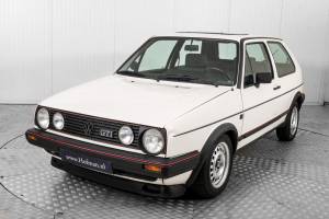 Image 19/50 de Volkswagen Golf Mk II GTi 1.8 (1987)