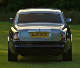 Image 7/50 of Rolls-Royce Phantom VII (2010)