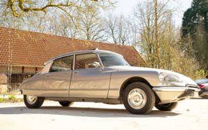 Image 10/53 of Citroën DS 23 Pallas (1972)