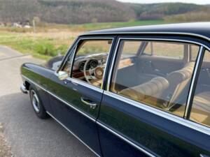 Image 47/52 of Mercedes-Benz 250 S (1967)