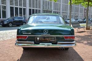Imagen 8/16 de Mercedes-Benz 250 SE (1966)