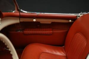 Image 19/50 of Chevrolet Corvette (1954)