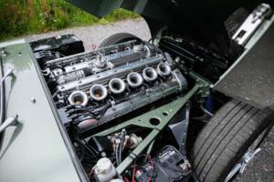 Image 20/41 de Jaguar E-Type (2021)