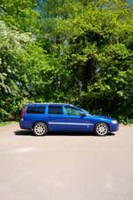 Image 13/50 of Volvo V 70 2.4 (2006)