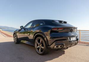 Image 18/21 of Ferrari Purosangue V12 (2025)