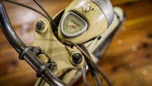 Imagen 5/12 de Lohner Motobécane Mobylette AV44 (1900)