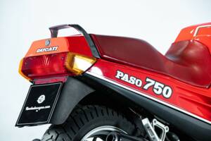 Image 40/50 de Ducati 750 Paso (1987)