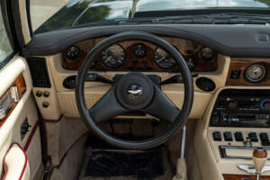 Afbeelding 18/32 van Aston Martin V8 Vantage Volante (1988)