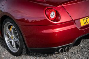 Bild 37/44 von Ferrari 599 GTB (2008)