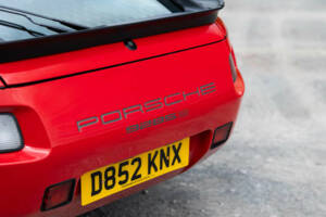 Image 29/50 of Porsche 928 S (1986)