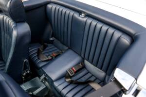 Image 24/35 of Mercedes-Benz 300 SL (1989)