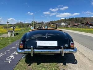 Image 6/53 of Mercedes-Benz 190 SL (1956)