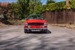 Immagine 18/41 di Triumph TR 6 PI (1972)