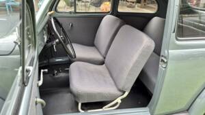 Image 23/52 of Volkswagen Beetle 1200 Standard "Oval" (1957)