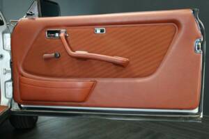 Image 31/50 of Mercedes-Benz 280 CE (1980)