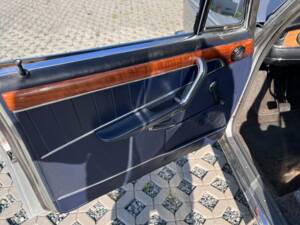 Image 9/30 of BMW 2000 tilux (1968)