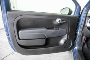 Bild 35/49 von FIAT 500 (2011)