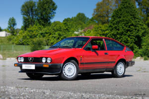 Imagen 3/36 de Alfa Romeo GTV 6 2.5 (1986)