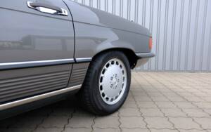 Image 43/97 de Mercedes-Benz 560 SL (1987)