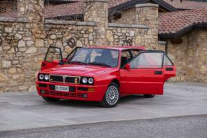 Imagen 4/15 de Lancia Delta HF Integrale Evoluzione I (1992)
