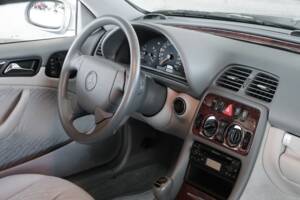 Bild 30/50 von Mercedes-Benz CLK 230 Kompressor (1999)