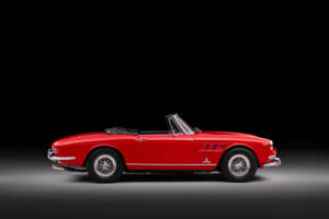Image 3/28 of Ferrari 275 GTS (1965)