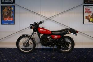 Immagine 16/23 di Suzuki TS 250 (1900)