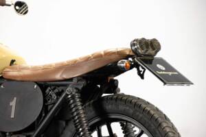 Image 13/50 of Moto Guzzi V 35 Imola II (1983)
