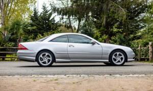 Bild 2/36 von Mercedes-Benz CL 500 (2004)