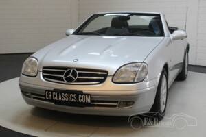 Image 4/8 de Mercedes-Benz SLK 230 Kompressor (1999)