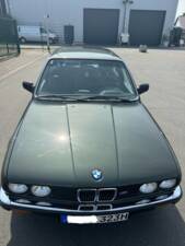 Image 4/55 de BMW 323i (1984)