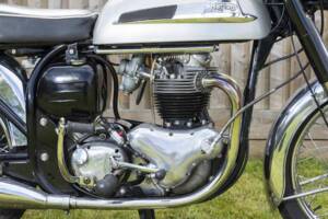 Immagine 5/39 di Norton 650 SS (1964)