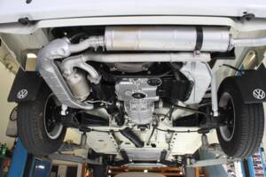 Bild 20/24 von Volkswagen T3 Camper 2.0 (1982)