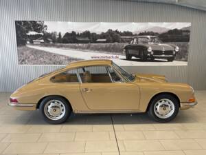 Image 7/19 of Porsche 911 2.0 (1966)