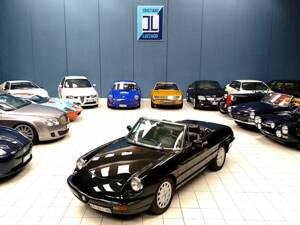 Image 1/55 of Alfa Romeo 2.0 Spider (1993)