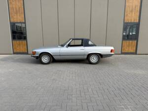 Image 8/18 de Mercedes-Benz 380 SL (1982)