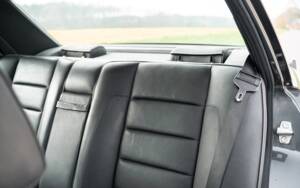 Bild 37/61 von Mercedes-Benz 500 E (1992)