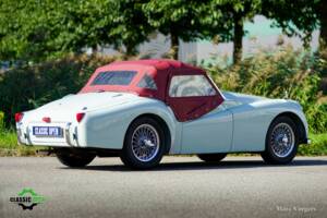 Image 33/45 of Triumph TR 2 (1954)