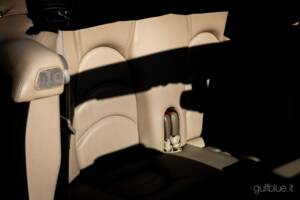 Image 46/70 of Jaguar XKR (2004)