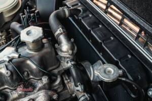 Image 42/45 of FIAT 2300 S Coupe (1963)