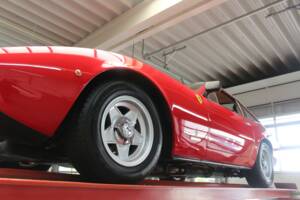 Imagen 8/50 de Ferrari 365 GTC/4 (1972)