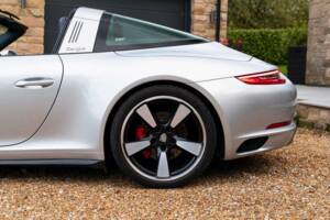 Bild 14/50 von Porsche 911 Targa 4S (2016)