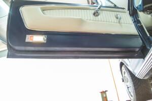 Image 45/50 of Ford Mustang 289 (1966)