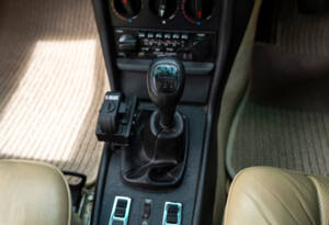 Imagen 17/25 de Mercedes-Benz 280 E (1981)