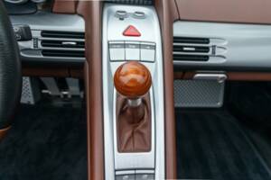 Image 22/50 de Porsche Carrera GT (2005)