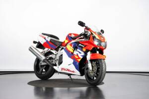 Immagine 6/50 di Honda CBR 900RR Fireblade (1996)